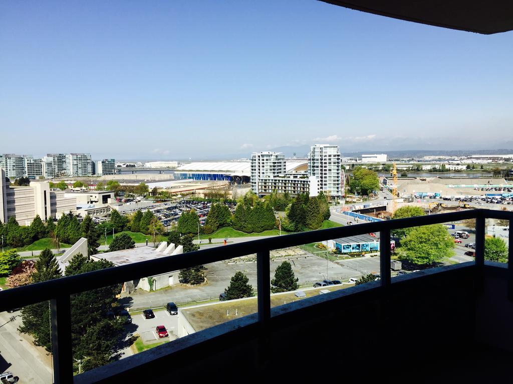 Vancouver Airport Condos Richmond Camera foto